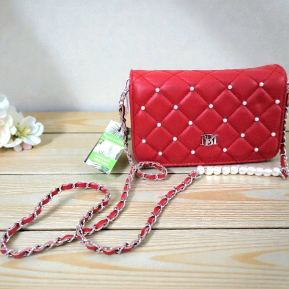 NWT Badgley Mischka Red Quilted Crossbody Bag with Pearl Accents - Picture 12 of 12